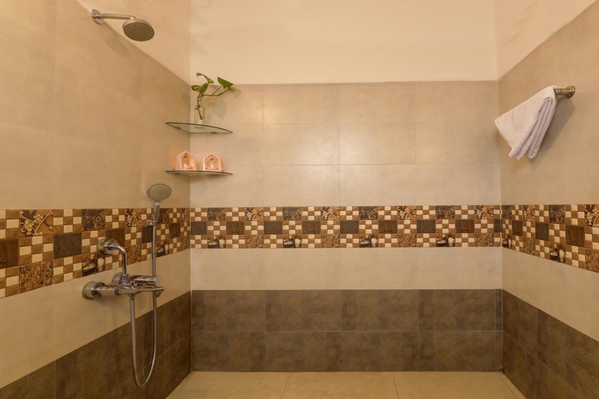 Jaqk Holidays - 9Bhk Villa For Big Groups, Private Pool-Wifi-Cartaker-Parking, North Goa Baga Eksteriør billede