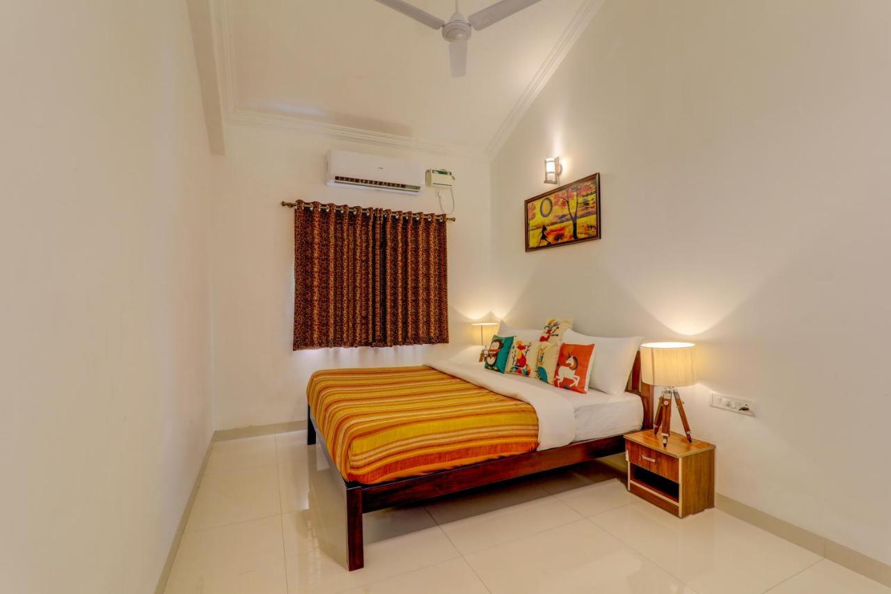 Jaqk Holidays - 9Bhk Villa For Big Groups, Private Pool-Wifi-Cartaker-Parking, North Goa Baga Eksteriør billede